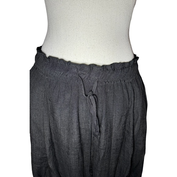 Black maxi skirt withh self tie - Picture 3 of 4